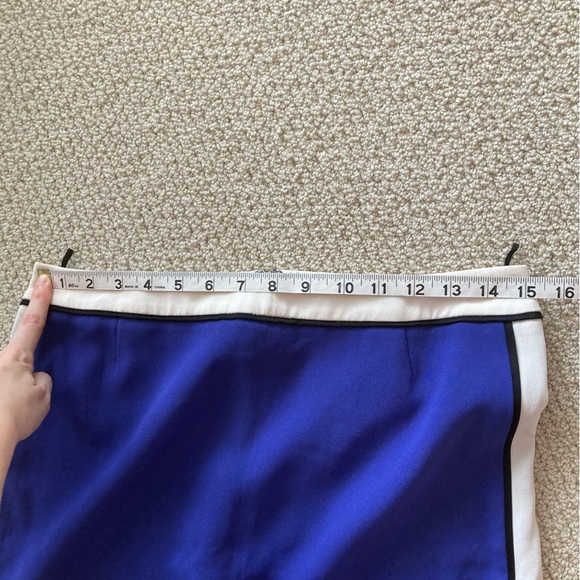 Babaton Aritzia Colorblock Mini Skirt Size 6 Blue Cream Black Lined Like New - Picture 5 of 10